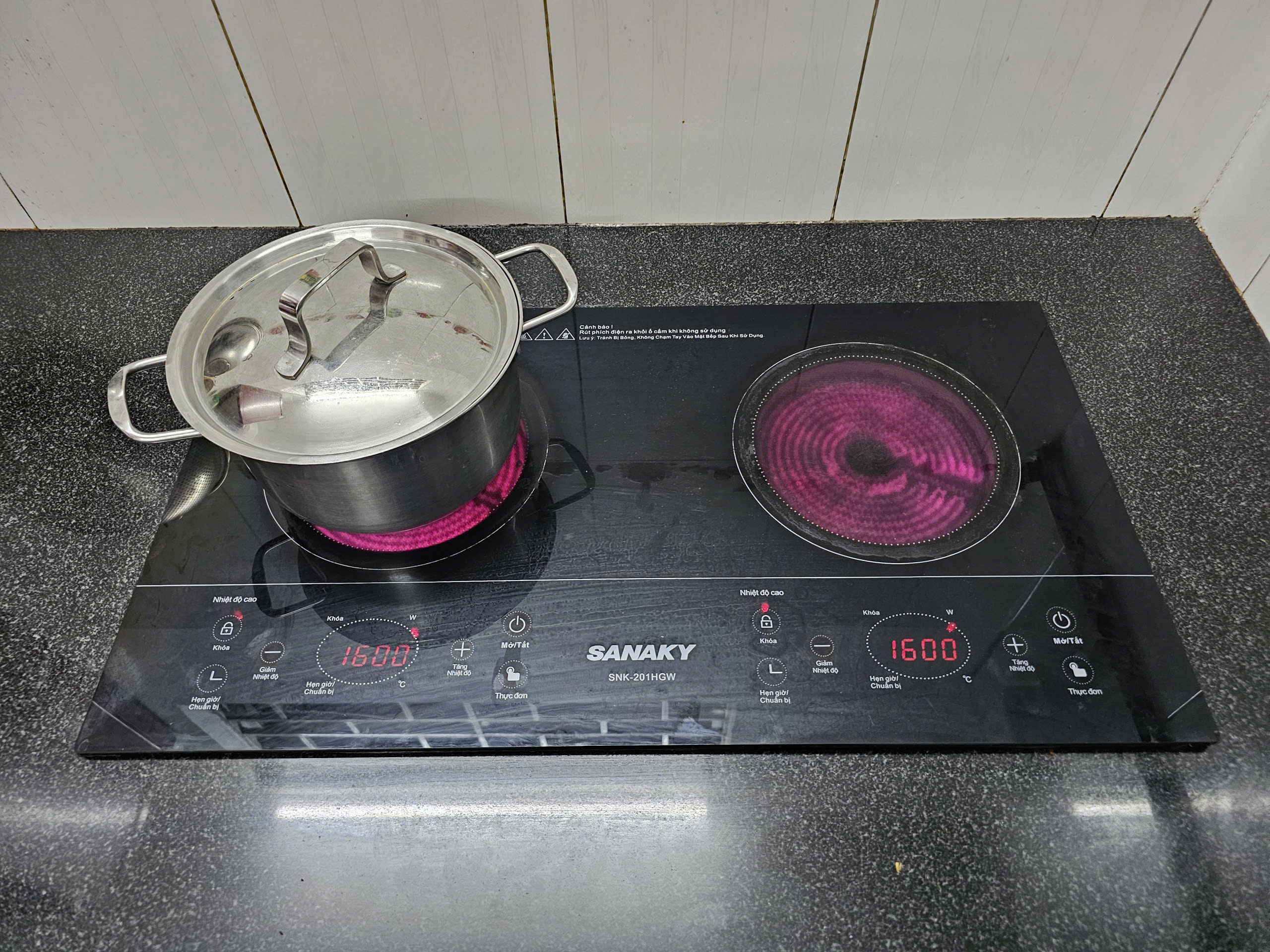 Sửa Bếp Hồng Ngoại Sanaky Lỗi E6 Do Hư Quạt Tản Nhiệt Sửa Bếp Hồng Ngoại Sanaky Lỗi E6 Do Hư Quạt Tản Nhiệt